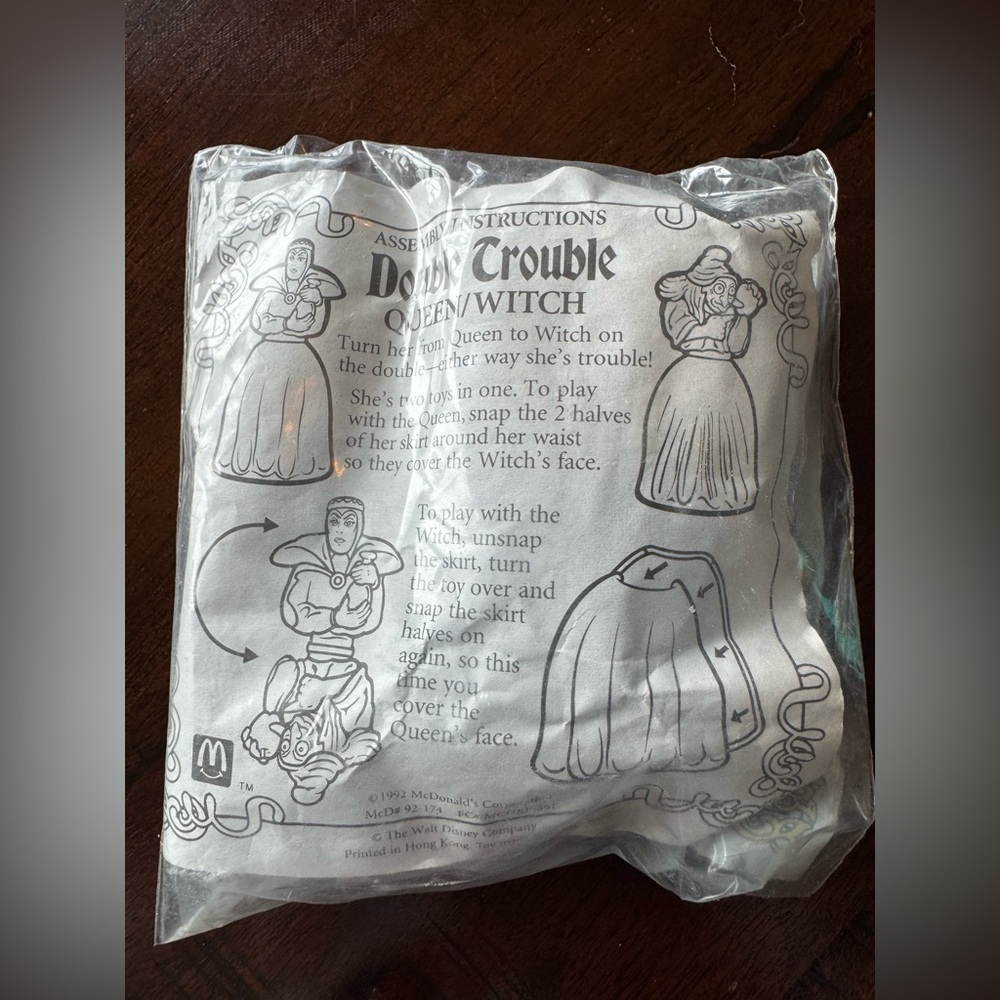 Snow White and the Seven Dwarfs Happy Meal Toys - Picture 7 of 8